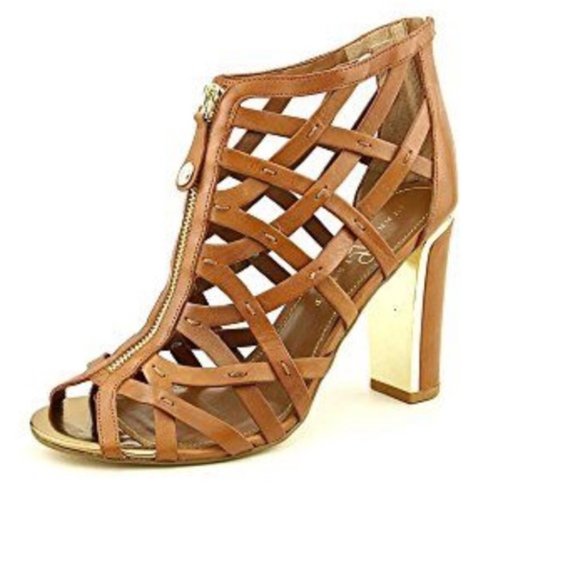 Ivanka Trump "Iterica" Leather Sandal Heels 9M - Picture 1 of 16